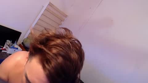 Snapshot of callme_gameslayer chatting on 12/02/24, 05:48 Arthr online show from 12/02/24, 05:48