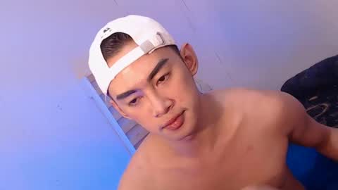 Snapshot of callme_gameslayer chatting on 12/31/24, 06:37 Arthr online show from 12/31/24, 06:37