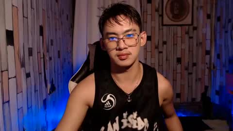 Snapshot of callme_gameslayer chatting on 01/21/25, 09:03 Arthr online show from 01/21/25, 09:03