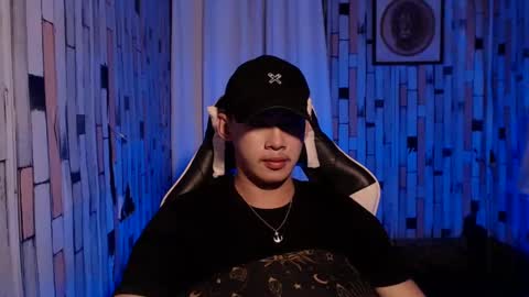 Snapshot of callme_gameslayer chatting on 01/22/25, 10:50 Arthr online show from 01/22/25, 10:50