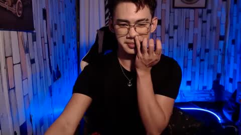 Snapshot of callme_gameslayer chatting on 01/25/25, 07:07 Arthr online show from 01/25/25, 07:07