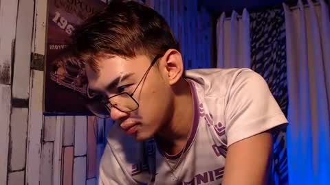 Snapshot of callme_gameslayer chatting on 01/27/25, 12:16 Arthr online show from 01/27/25, 12:16