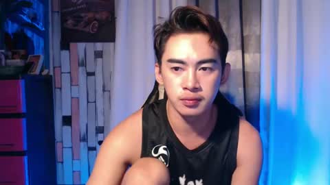 Snapshot of callme_gameslayer chatting on 03/12/25, 02:01 Arthr online show from 03/12/25, 02:01