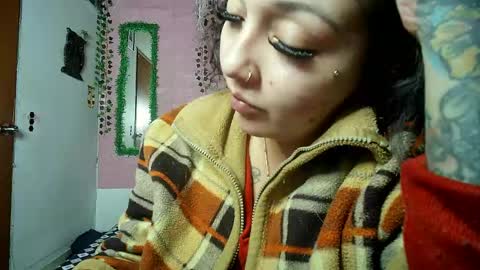 Snapshot of callme_lolas chatting on 04/30/26, 06:31 paula online show from 04/30/26, 06:31