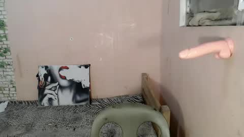 Snapshot of callme_remaxxx7 chatting on 01/28/25, 05:35 Rema online show from 01/28/25, 05:35