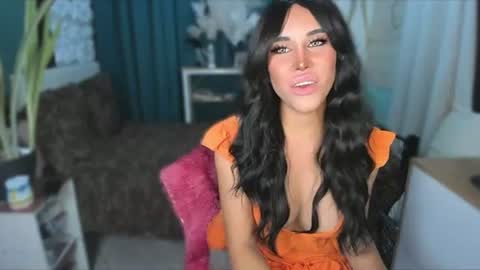 Snapshot of callmebythename_daisy chatting on 06/16/26, 08:17 A STINGY MAN IS A SIGN OF UNWELLINGNESS. online show from 06/16/26, 08:17