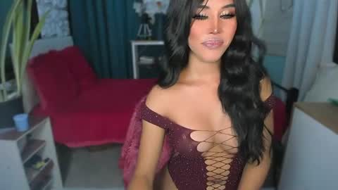 Snapshot of callmebythename_daisy chatting on 07/25/26, 06:05 A STINGY MAN IS A SIGN OF UNWELLINGNESS. online show from 07/25/26, 06:05