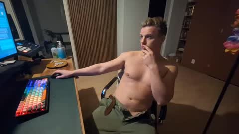 Looking for horney women Dutch online show from 12/06/24, 07:12