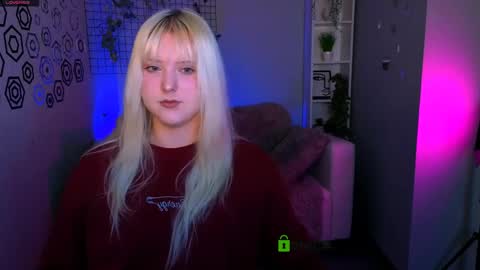 callmevivien online show from 04/12/26, 09:36