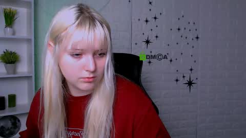 callmevivien online show from 04/21/26, 12:00