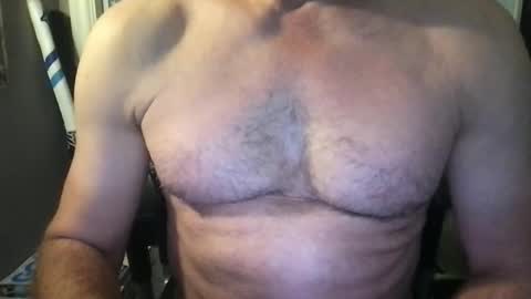 callum5555 online show from 10/21/25, 07:20