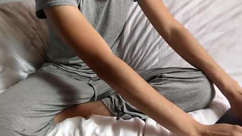 calm_and_compliant online show from 02/11/26, 04:01