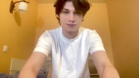 Snapshot of calvin_cay chatting on 10/19/25, 06:52 Calvin online show from 10/19/25, 06:52