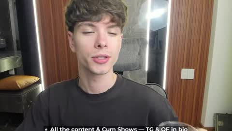 Hey I am Calvin  online show from 04/11/26, 05:17