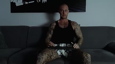 Calvin  online show from 10/21/25, 06:58