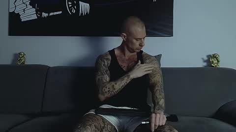 Calvin  online show from 11/12/25, 08:15