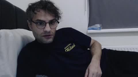 Snapshot of calvinjohnlad chatting on 12/15/24, 08:36 Calvinjohnlad online show from 12/15/24, 08:36