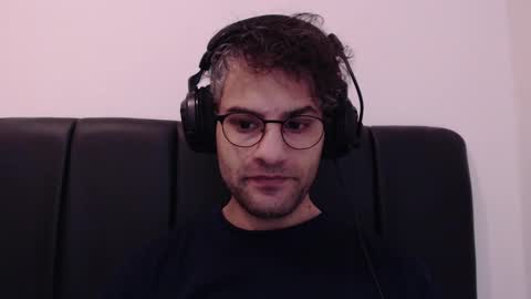 Snapshot of calvinjohnlad chatting on 12/20/24, 11:21 Calvinjohnlad online show from 12/20/24, 11:21