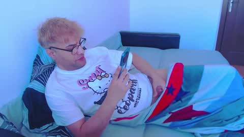 Snapshot of calvinjohnlad chatting on 01/16/25, 09:05 Calvinjohnlad online show from 01/16/25, 09:05