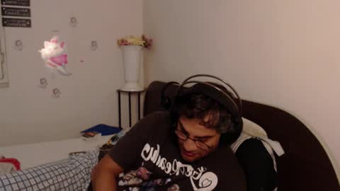 Calvinjohnlad online show from 11/18/25, 08:46