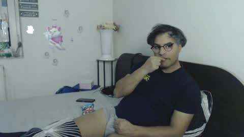 Calvinjohnlad online show from 12/05/25, 06:04