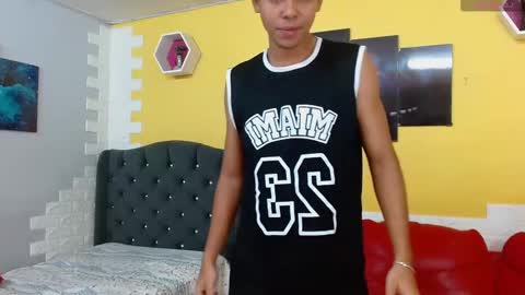 Snapshot of cam_sexyboy chatting on 10/17/25, 01:03 cam_sexyboy online show from 10/17/25, 01:03