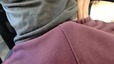 Erik online show from 09/30/25, 09:47