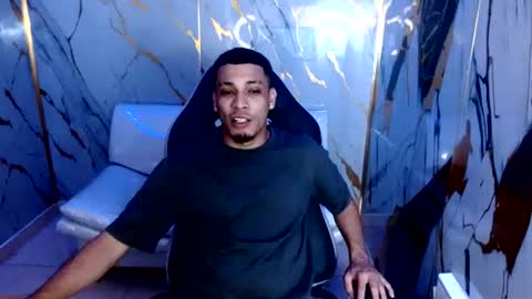 Snapshot of cam_xman chatting on 06/28/26, 02:45 cam_xman online show from 06/28/26, 02:45