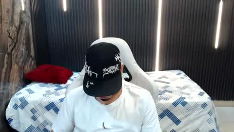 Snapshot of cam_xman chatting on 07/19/26, 03:38 cam_xman online show from 07/19/26, 03:38