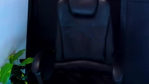 camara110 online show from 01/14/25, 04:15