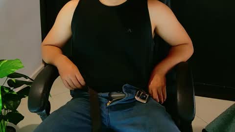 camara110 online show from 01/16/25, 05:44