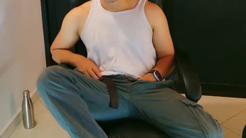 camara110 online show from 01/24/25, 04:16