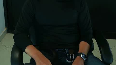 camara110 online show from 02/07/25, 07:27