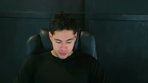 camara110 online show from 02/08/25, 04:36