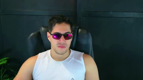 camara110 online show from 03/04/25, 03:33