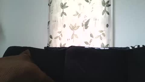 Chillaxin lets talk  online show from 01/21/25, 06:45