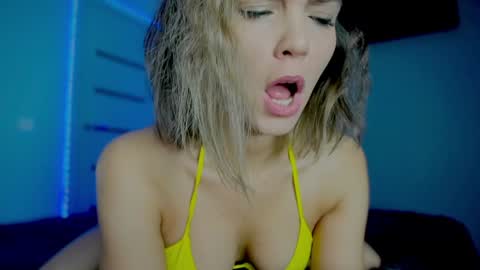 Snapshot of cambabby chatting on 12/15/25, 01:32 Lagertha online every day at 900 PM New York time online show from 12/15/25, 01:32