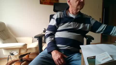 camcologne online show from 04/13/26, 11:48