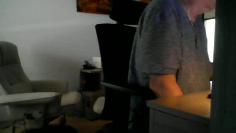 Snapshot of camcologne chatting on 06/22/26, 02:14 camcologne online show from 06/22/26, 02:14