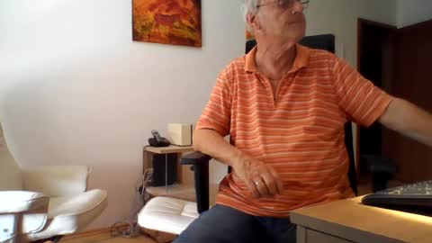 Snapshot of camcologne chatting on 07/13/26, 03:15 camcologne online show from 07/13/26, 03:15