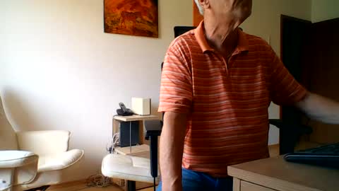Snapshot of camcologne chatting on 07/14/26, 10:21 camcologne online show from 07/14/26, 10:21