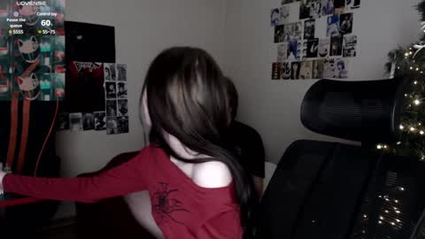 Snapshot of camcoupgang chatting on 01/08/25, 01:32 Rayon Gosuslug and Kirieshka Gosuslug online show from 01/08/25, 01:32