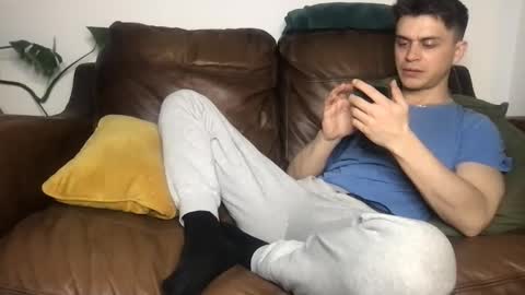 CamDoAttitude online show from 04/08/26, 09:15