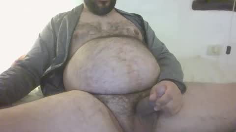 Snapshot of camera008 chatting on 05/11/26, 02:28 camera008 online show from 05/11/26, 02:28