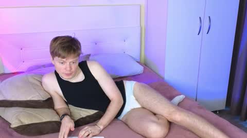 Cameron online show from 12/05/25, 09:29