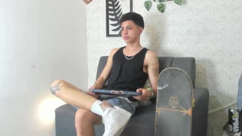 CAMERON online show from 10/24/25, 01:40