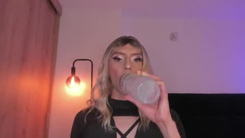 Cameron online show from 04/21/26, 01:18