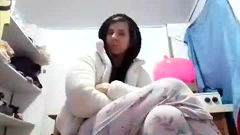 Snapshot of cameron_puppy chatting on 12/27/24, 08:24 Mara Catalina Romero Ordez online show from 12/27/24, 08:24