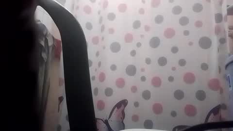 Snapshot of cameron_puppy chatting on 01/04/25, 08:27 Mara Catalina Romero Ordez online show from 01/04/25, 08:27