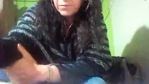 Snapshot of cameron_puppy chatting on 01/06/25, 01:31 Mara Catalina Romero Ordez online show from 01/06/25, 01:31
